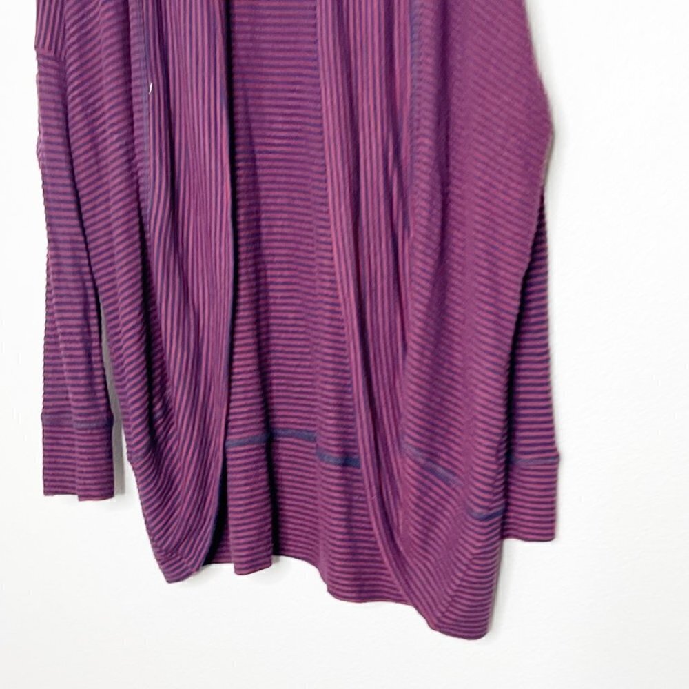 Anthropologie Sundry Striped Comfortable Cozy Cardigan Navy Maroon Size 2 M - Picture 3 of 11
